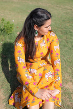 Sunehri kamal